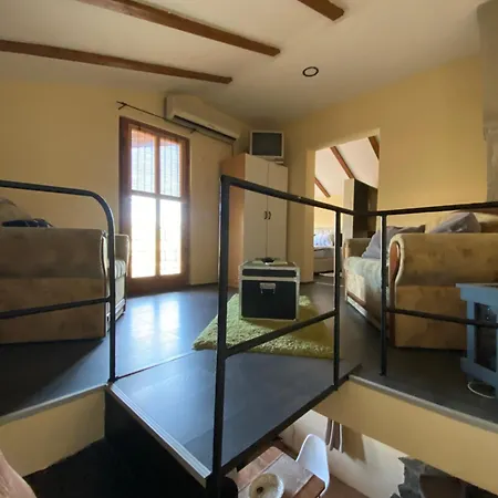 S T D -paradiso- Vakantiehuis Vranje